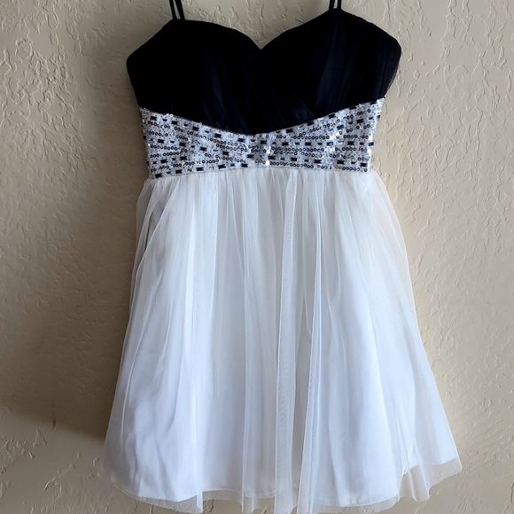 Deb formal mini dress with Rhinestone Embellishment 11/12 - Picture 1 of 9